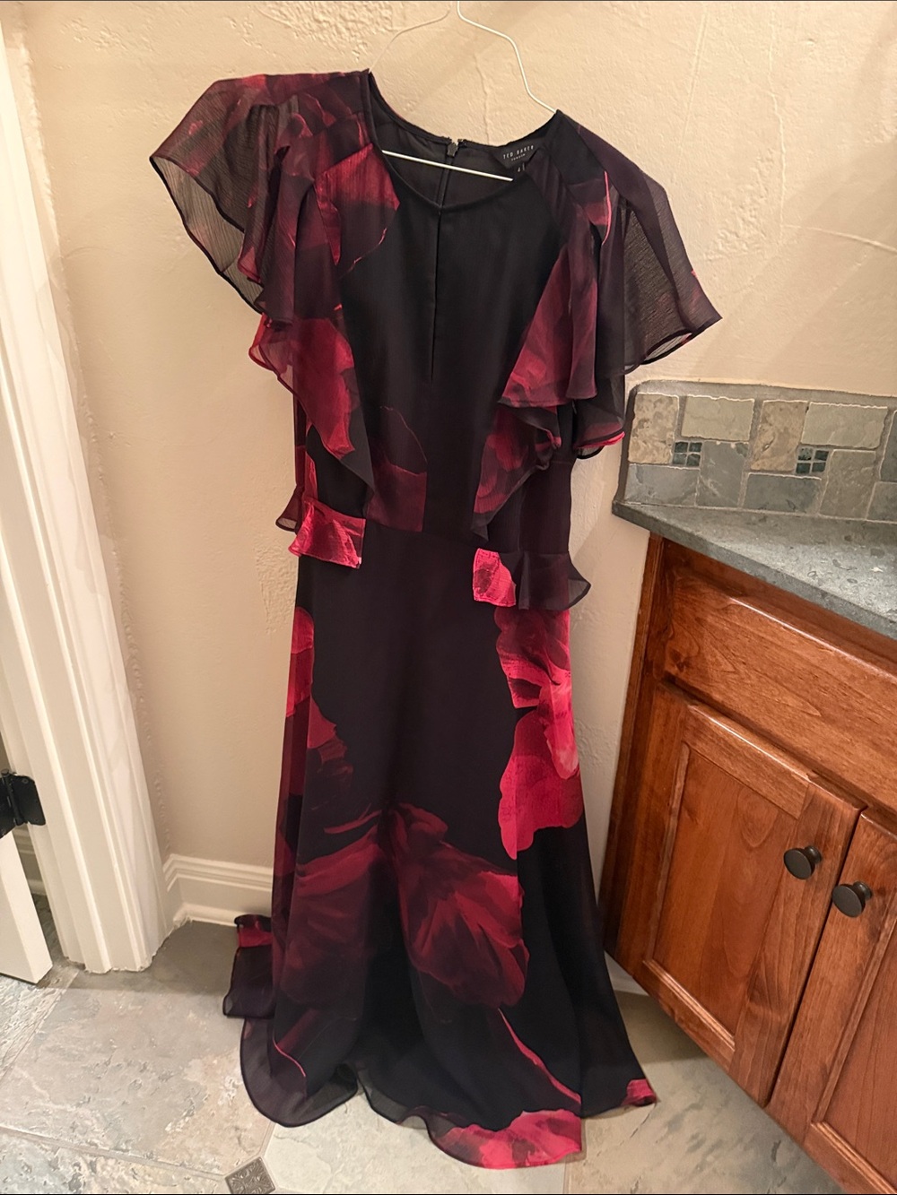 Elegant Black & Red Floral Ruffle Evening Dress